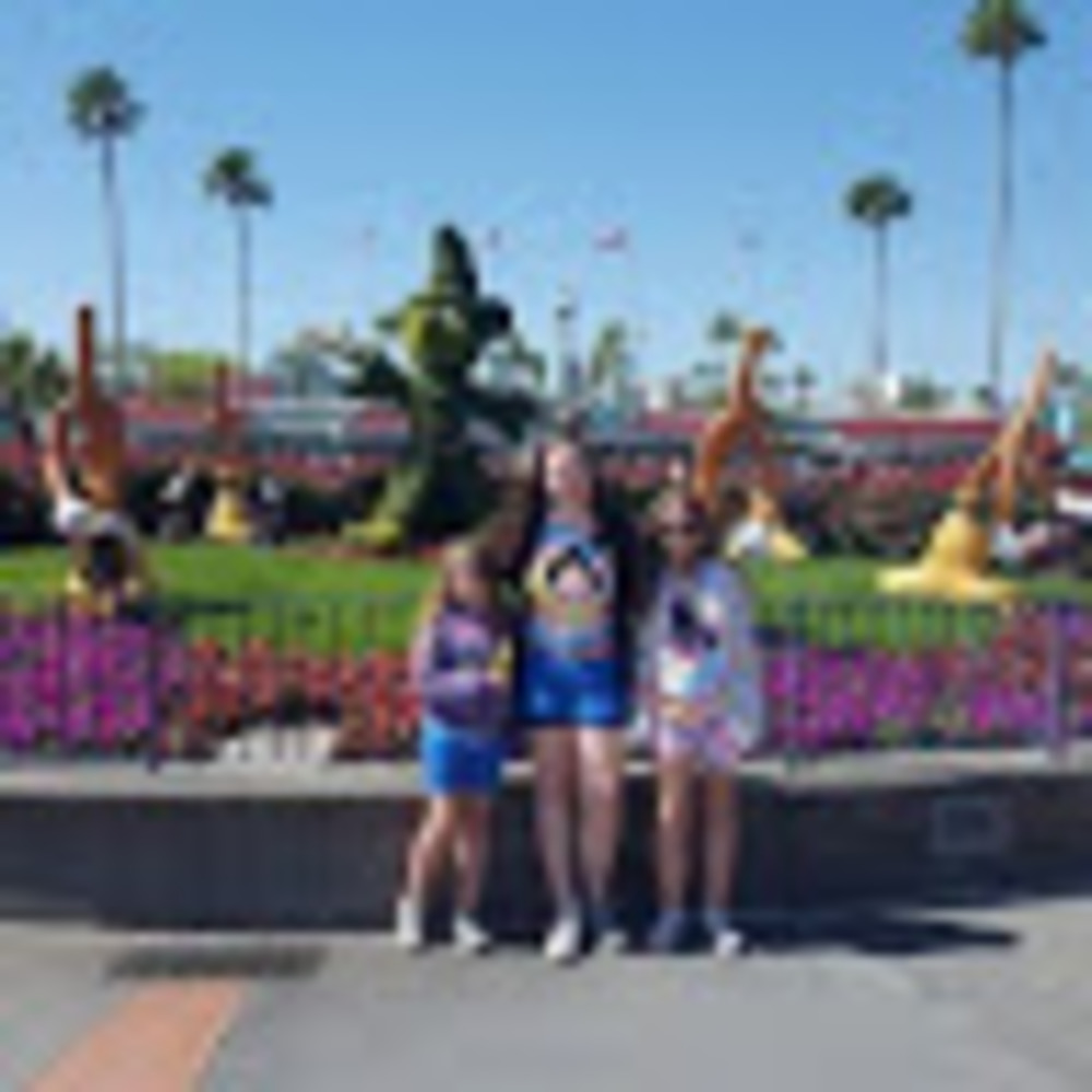 Meet your Posher, Elizabeth